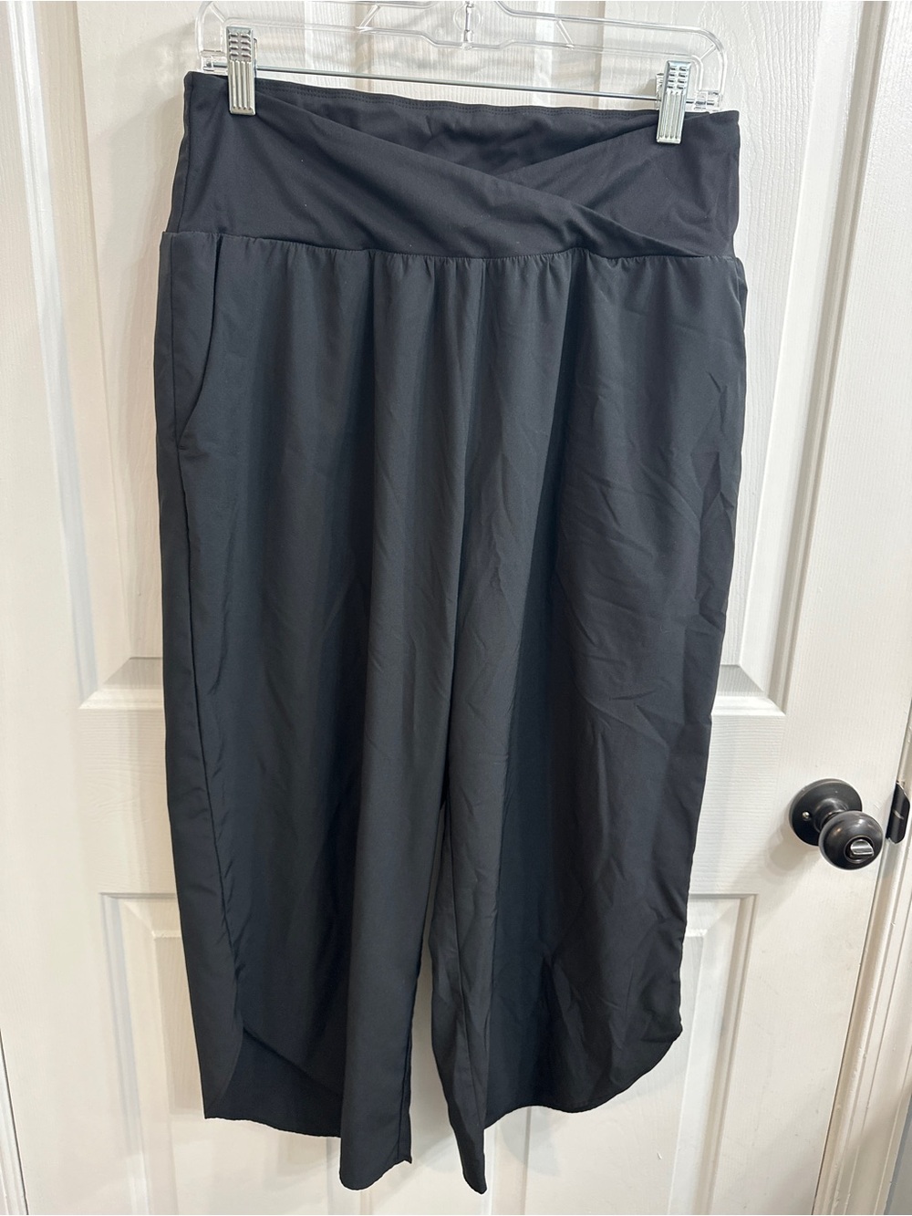 Halara 
Breezeful™ High Waisted Crossover Quick Dry Resort Pants with Pockets